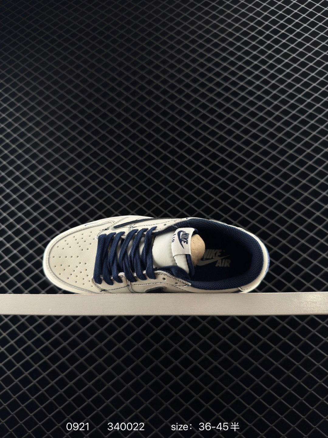 Travis Scott x Air Jordan 1 ” Reverse Mocha “